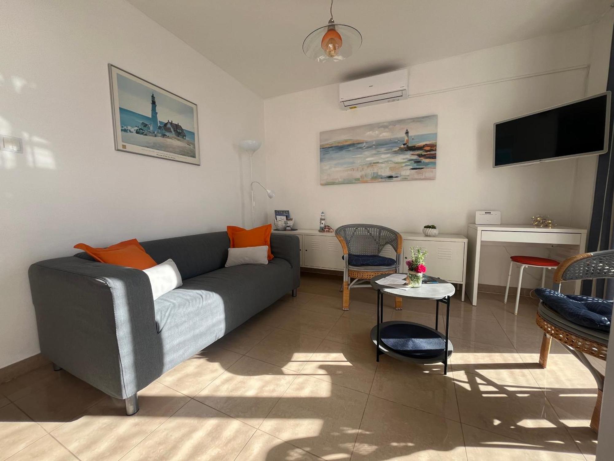 Apartment With A Sea View Pula Exterior photo