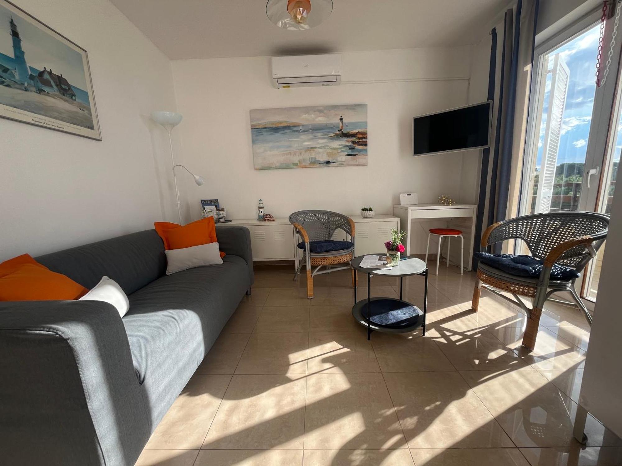 Apartment With A Sea View Pula Exterior photo